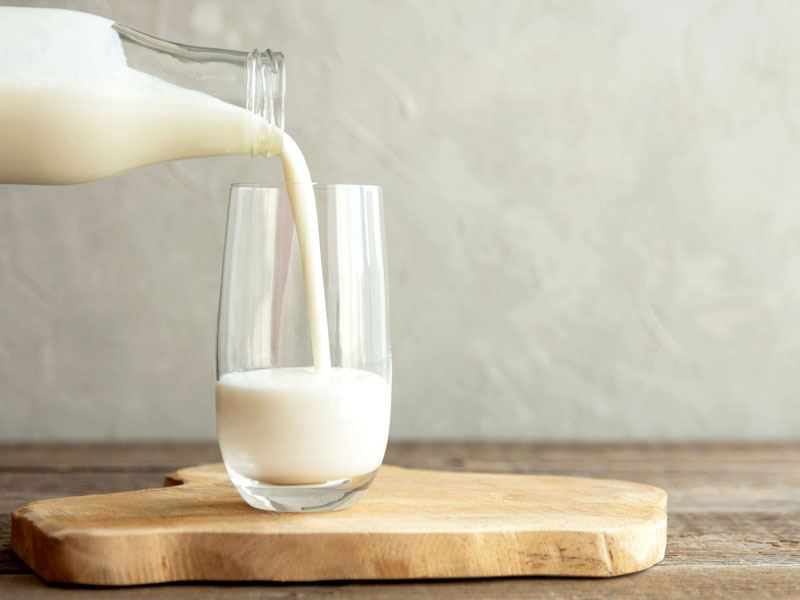 Sütün Besin Değeri: 9 Önemli Fayda ve Sağlık Üzerindeki Etkileri